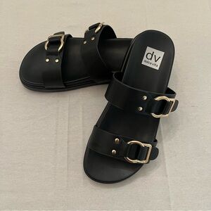 ✨ Dolce Vita Black Sandals ✨